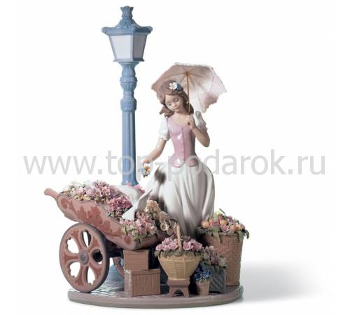Статуэтка "Цветы для каждого" Lladro 01006809