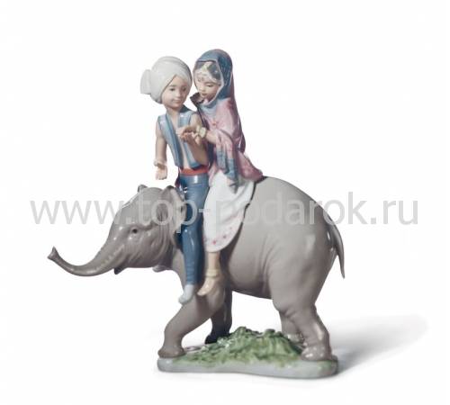 Статуэтка "Индийские дети на слоне" Lladro 01005352