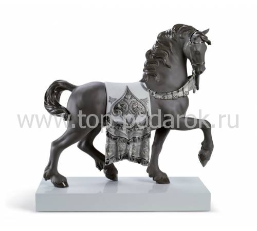 Статуэтка "Императорский конь" Lladro 01007168