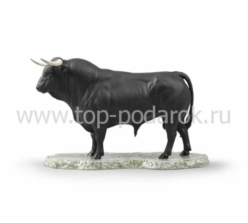 Статуэтка "Испанский бык" Lladro 01009239