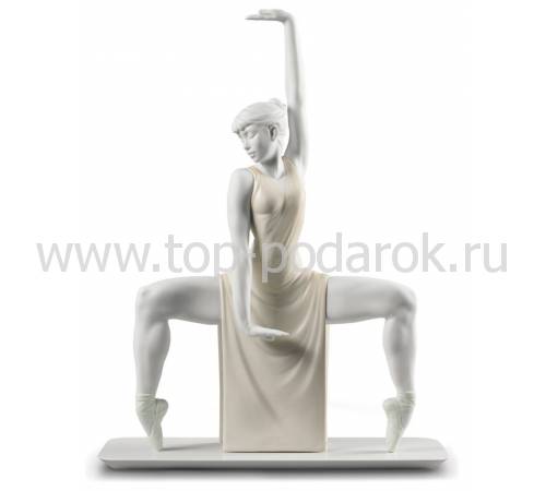 Статуэтка "Современный танцор" Lladro 01009025